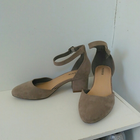 torrid Shoes - Torrid Suede Ankle Strap Heels!